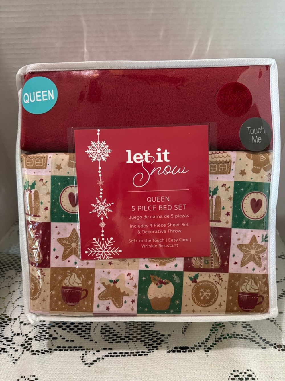Let It Snow Queen Size 5 Piece Bed Sheet Set Holiday Checker Gingerbread Design